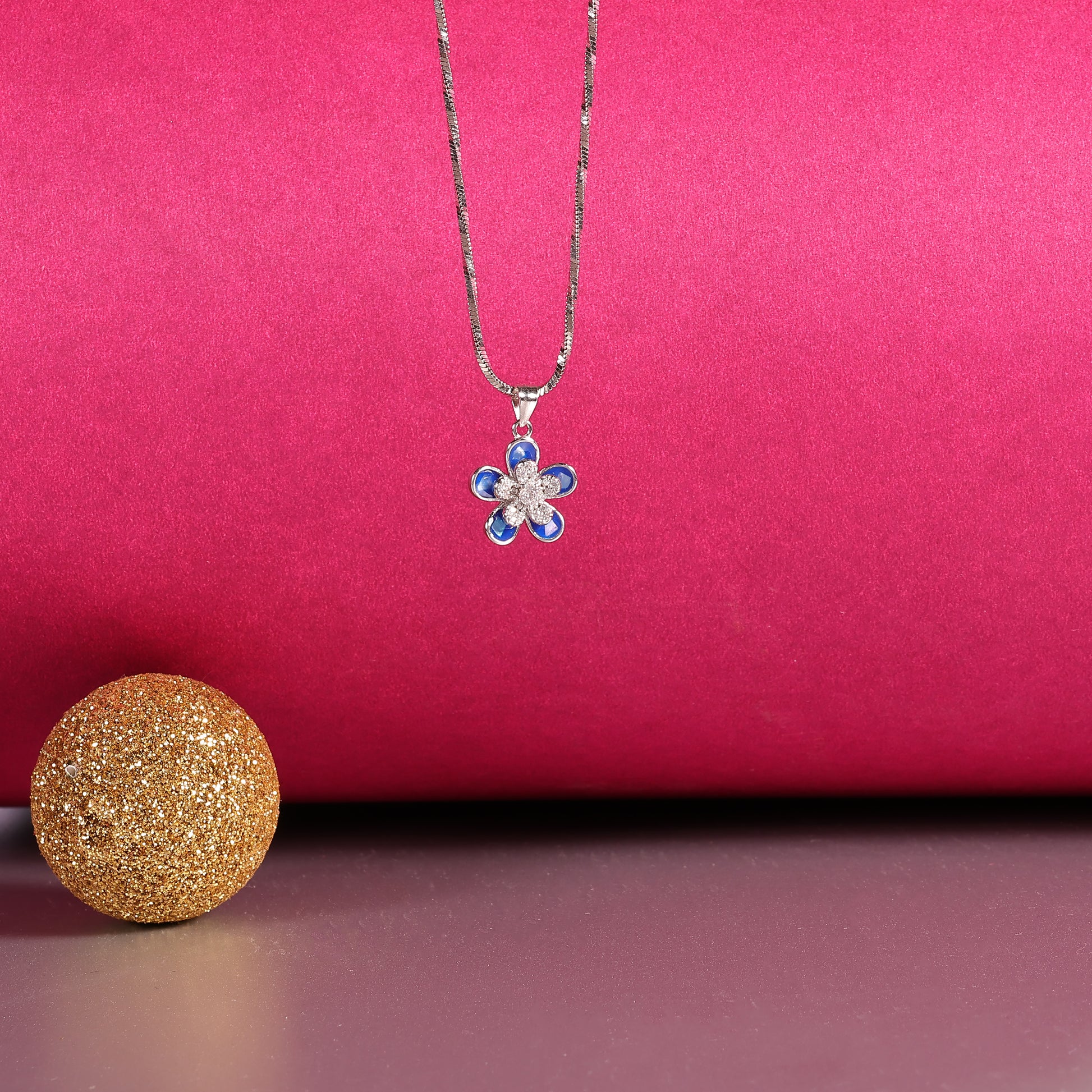 Sparkling Blue Daisy Necklace - 925 Sterling Silver