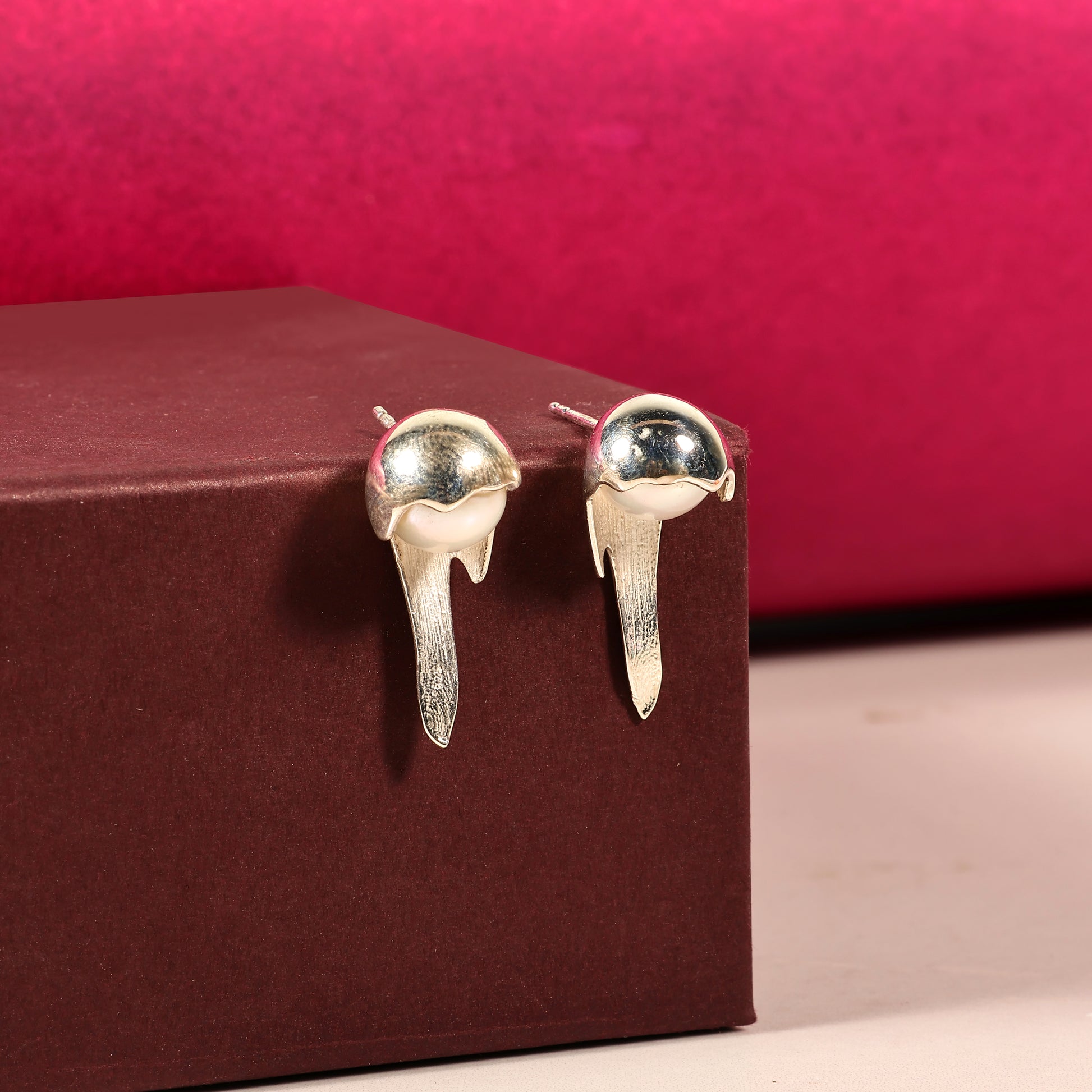 Melted Gold Drip Studs Earrings - 925 Silver (Gold Plated)