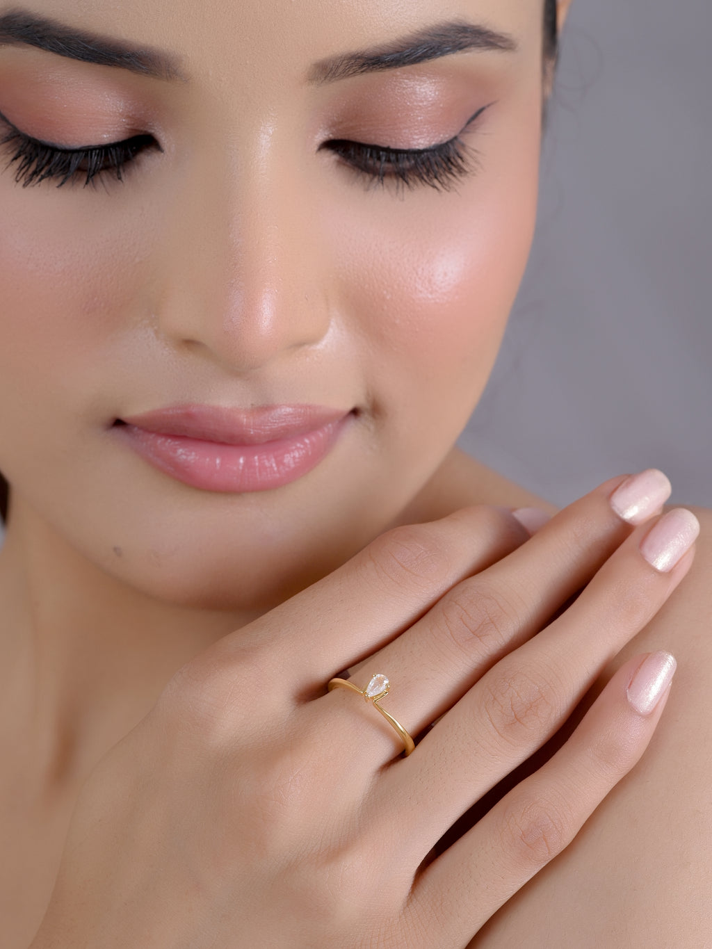 Minimal White Stone Silver Band