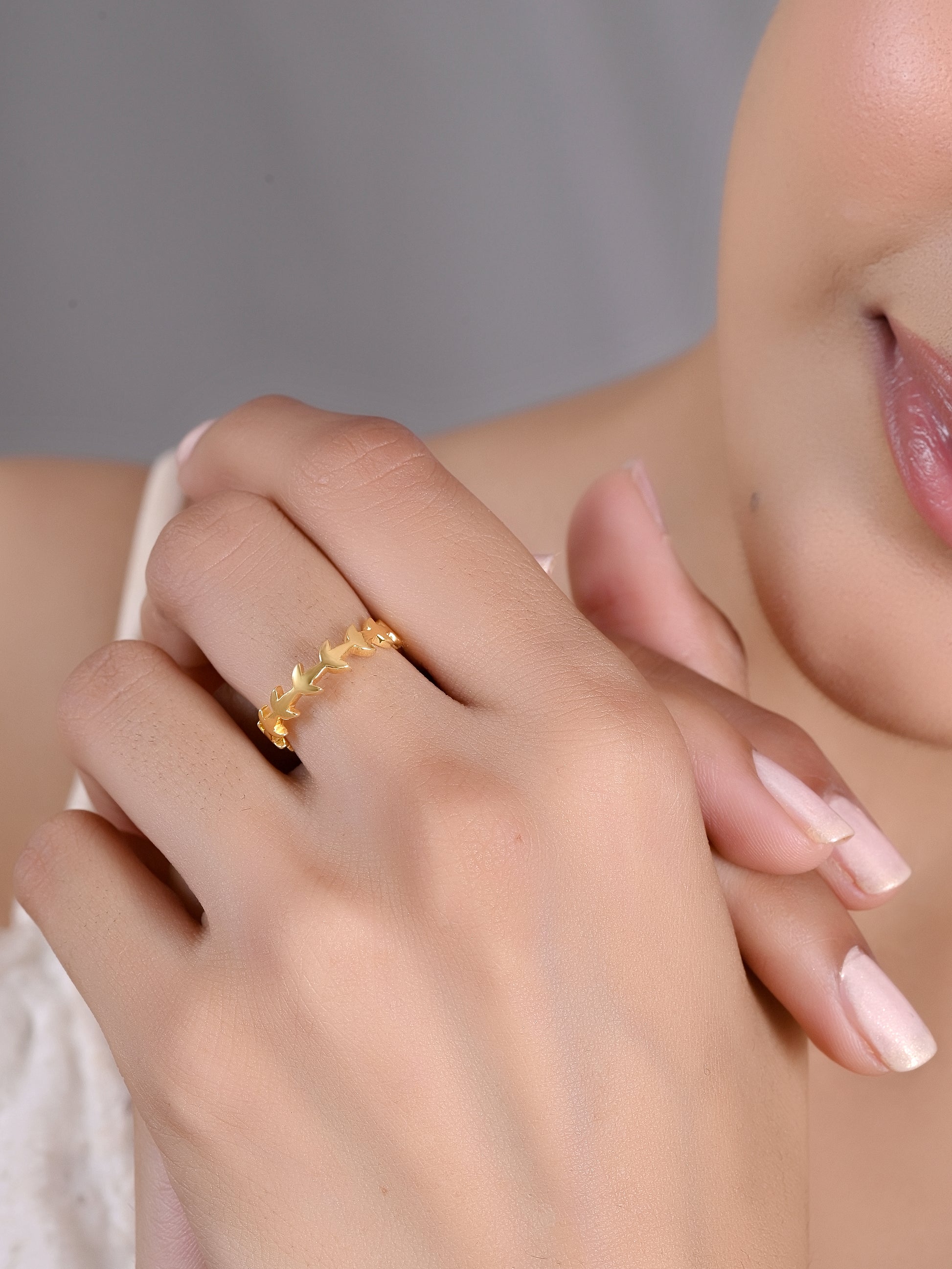 Classic 925 Silver Leafy Band Ring