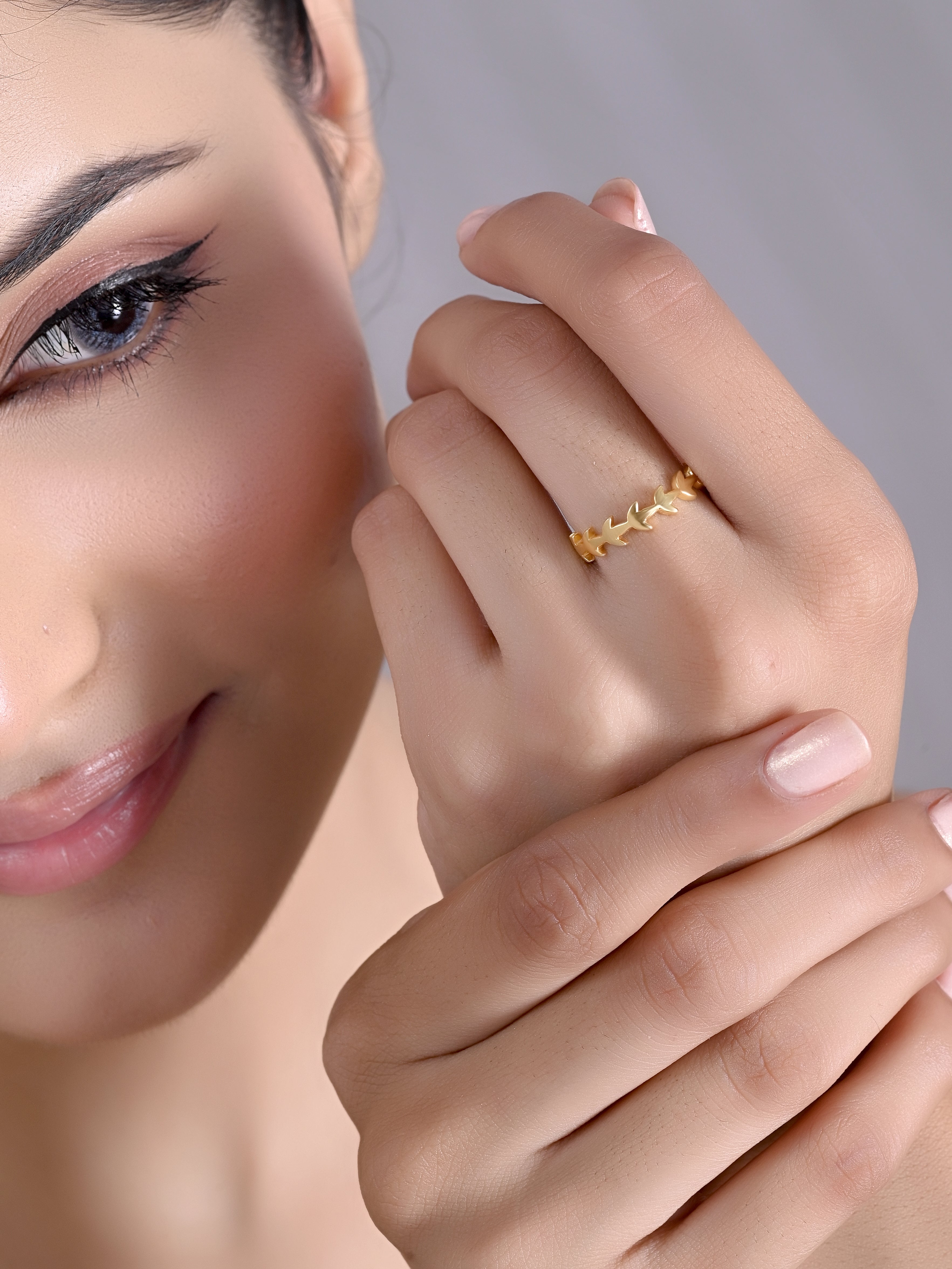 Classic 925 Silver Leafy Band Ring