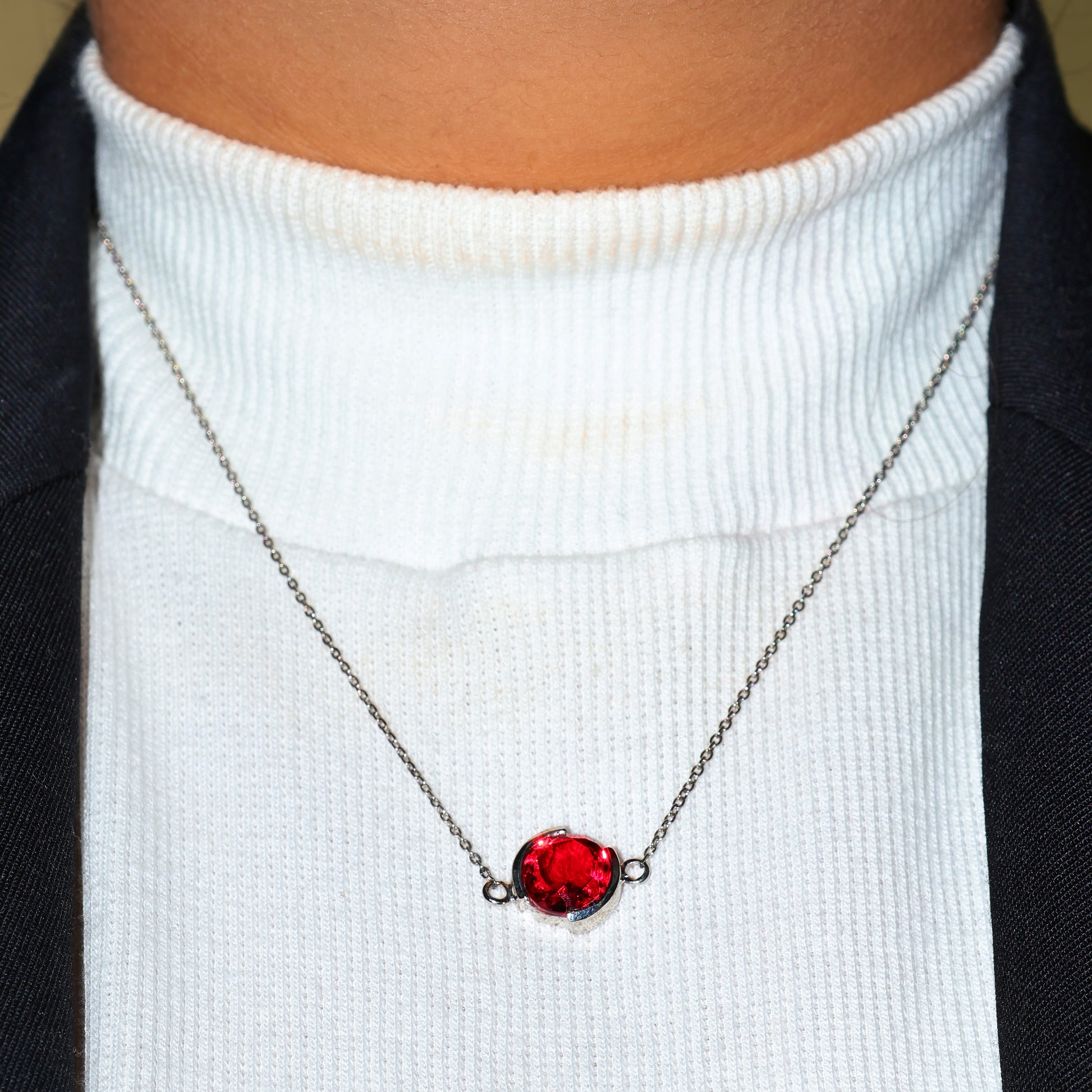 Minimalist Round Garnet Pendant - 925 Sterling Silver