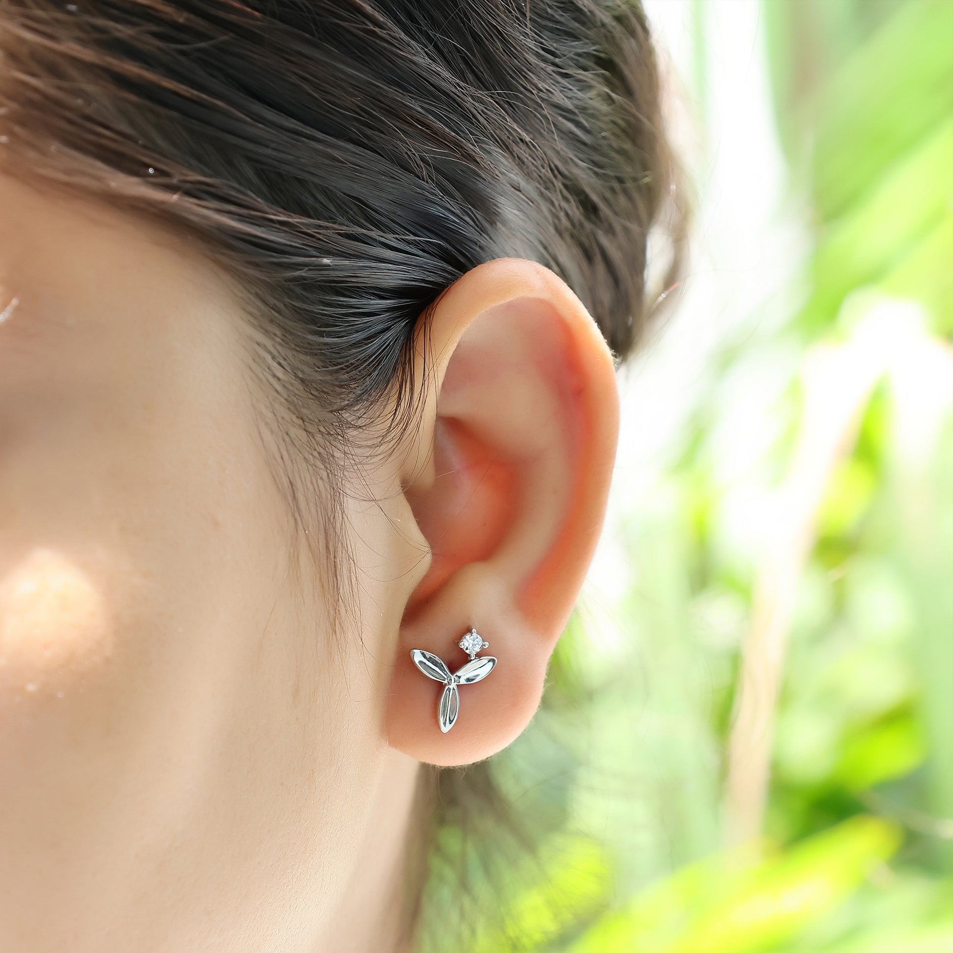 Dainty Three-Leaf Studs Earrings - Certified 925 Silver