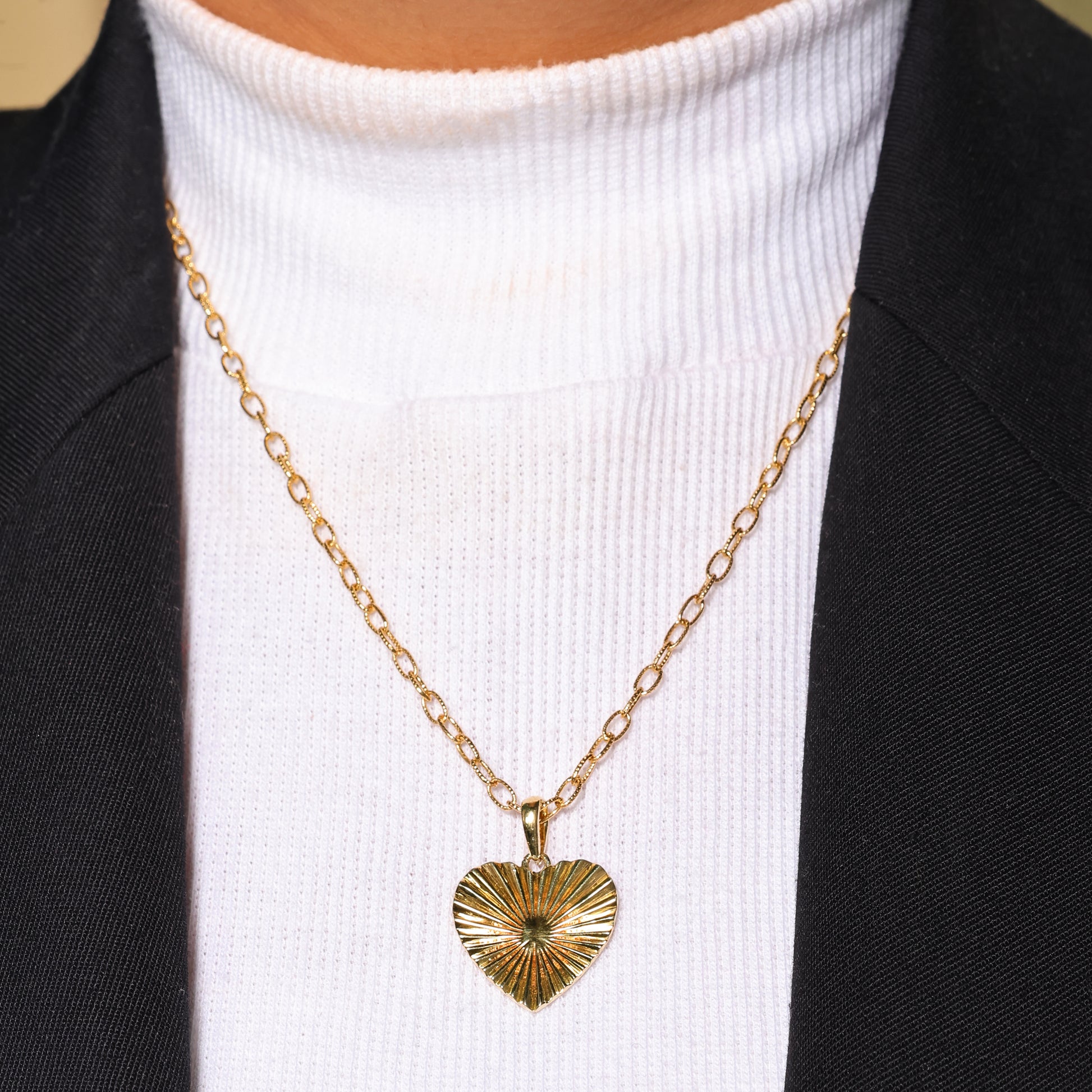 Gold Sunburst Heart Pendant (925 Silver)