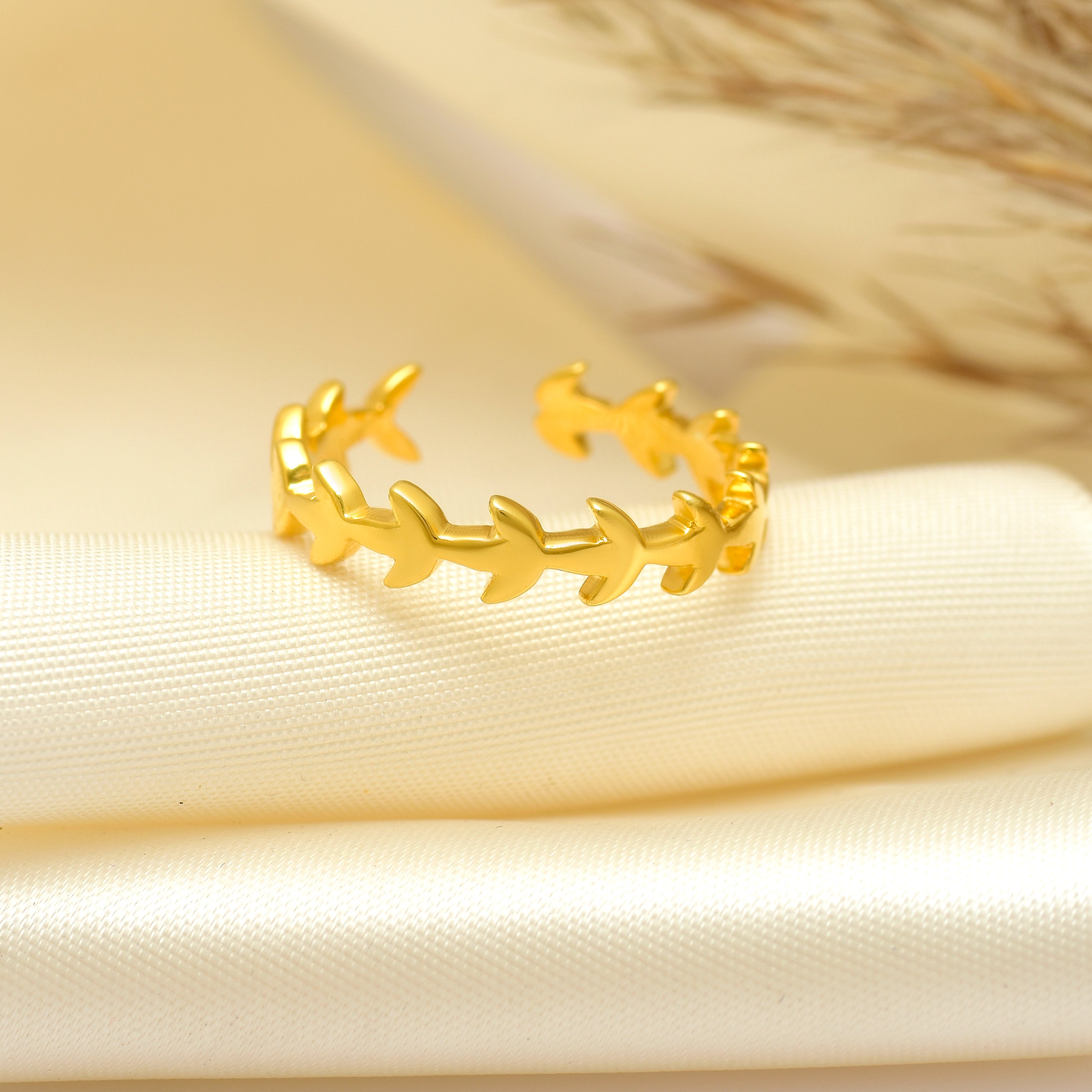 Classic 925 Silver Leafy Band Ring
