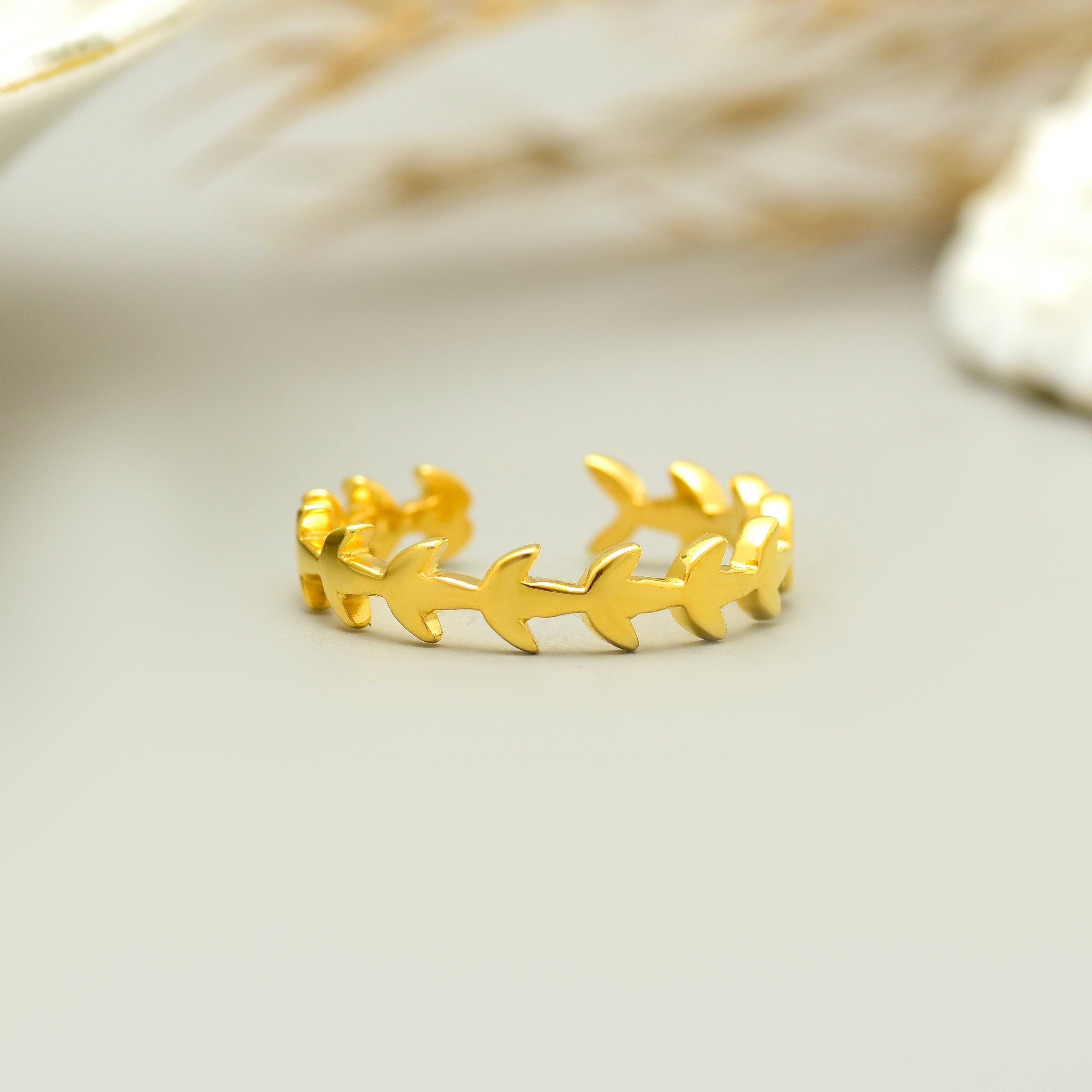 Classic 925 Silver Leafy Band Ring