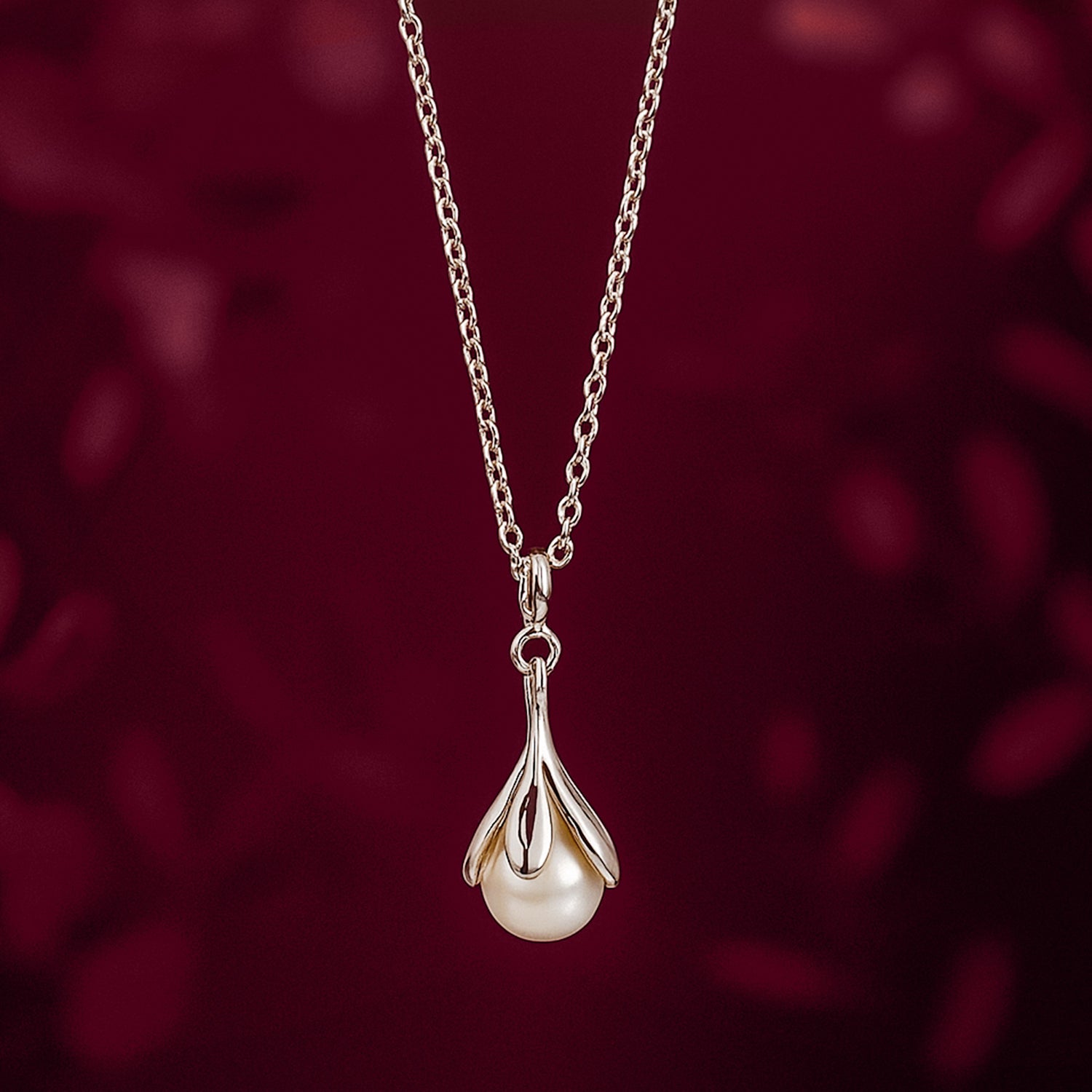 925 Silver Pearl Tulip Bud Pendant Necklace