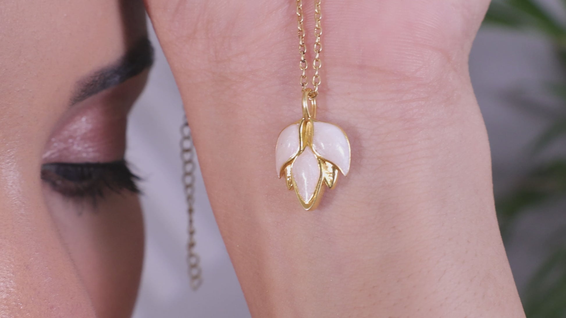 Blooming Beauty Enamel 925 Silver Pendant